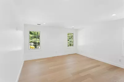 1222 Powell Avenue, Merrick, NY 11566 - Photo 28