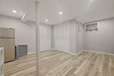 179 Locust Street, Floral Park, NY 11001 - Photo 32