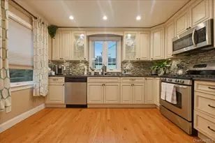 179 Locust St, Floral Park, NY 11001 - Photo 8