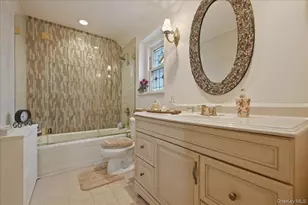 179 Locust St, Floral Park, NY 11001 - Photo 28