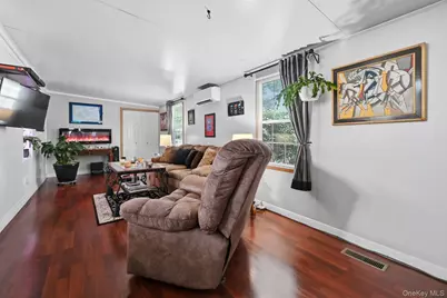 37 Hubbard Avenue #84, Riverhead, NY 11901 - Photo 16