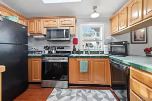 37 Hubbard Ave, Riverhead, NY 11901 - Photo 4