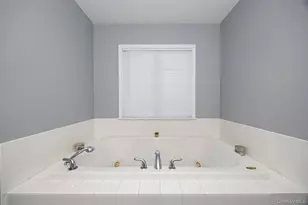 41 Martin Dr, Poughkeepsie, NY 12603 - Photo 14