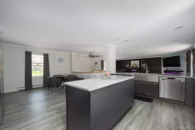 41 Martin Drive, Poughkeepsie, NY 12603 - Photo 8