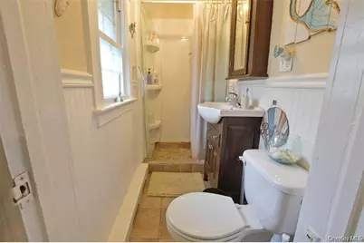 144 Division Avenue, West Sayville, NY 11796 - Photo 28