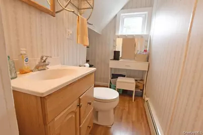 144 Division Avenue, West Sayville, NY 11796 - Photo 8