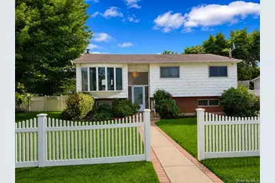 87 S 28th Street, Wyandanch, NY 11798 - Photo 1