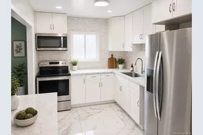 87 S 28th Street, Wyandanch, NY 11798 - Photo 4