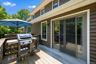 2 Pine St, Huntington, NY 11743 - Photo 32