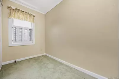 65-30 78th Street, Middle Village, NY 11379 - Photo 14