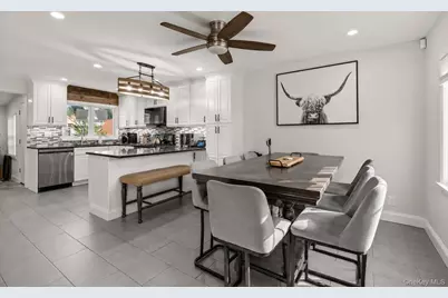2 Meadow Lane, New Rochelle, NY 10805 - Photo 2