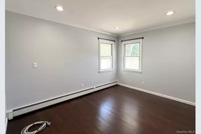 15 W Walnut Street, Farmingdale, NY 11735 - Photo 12