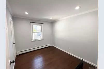 15 W Walnut Street, Farmingdale, NY 11735 - Photo 14