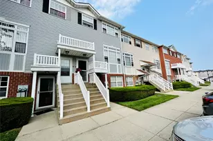 126 Beacon Ln, Bronx, NY 10473 - Photo 20