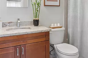 126 Beacon Ln, Bronx, NY 10473 - Photo 10