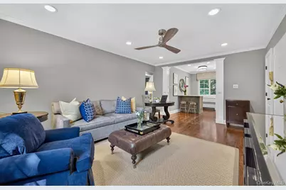 35 Nathan Hale Drive #25B, Huntington, NY 11743 - Photo 4