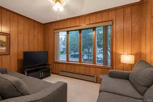 29 Jackson Rd, Valley Stream, NY 11581 - Photo 4