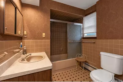 29 Jackson Road, Valley Stream, NY 11581 - Photo 10