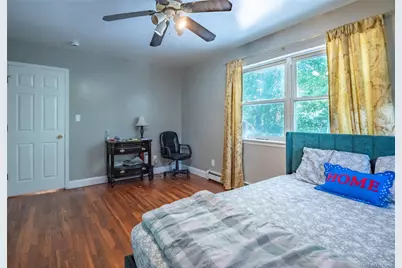 28 Brookdale Road, Glen Cove, NY 11542 - Photo 16