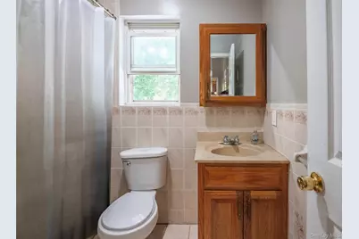 28 Brookdale Road, Glen Cove, NY 11542 - Photo 20