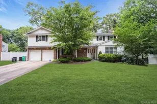 48 Colby Dr, Dix Hills, NY 11746 - Photo 2