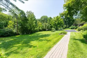 12 Lakeview Dr, Yorktown Heights, NY 10598 - Photo 46