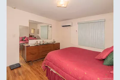 269 Marcus Avenue, New Hyde Park, NY 11040 - Photo 20