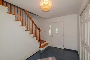 269 Marcus Ave, New Hyde Park, NY 11040 - Photo 10