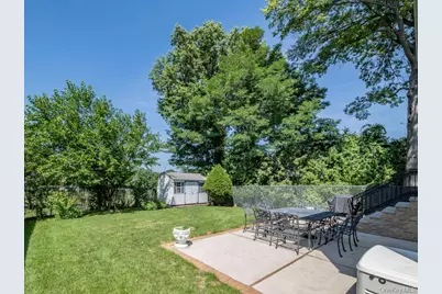 269 Marcus Avenue, New Hyde Park, NY 11040 - Photo 4