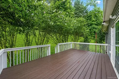 642 County Route 12, New Hampton, NY 10958 - Photo 12