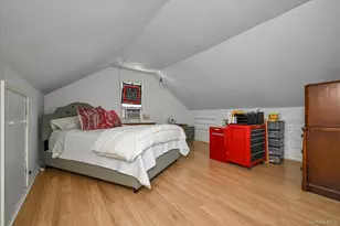 236-11 Seward Ave, Bellerose, NY 11427 - Photo 14