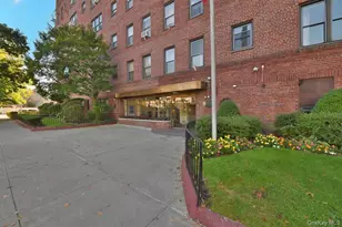 143-50 Hoover Ave, Briarwood, NY 11435 - Photo 14
