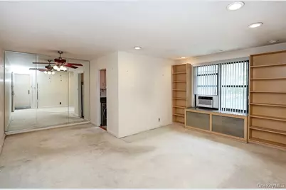 189-19 39th Avenue #118, Flushing, NY 11358 - Photo 2