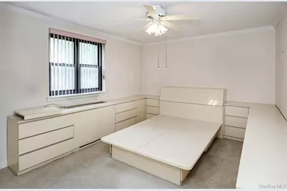 189-19 39th Avenue #118, Flushing, NY 11358 - Photo 18