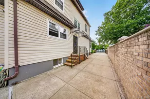 35-69 161st St, Flushing, NY 11358 - Photo 24