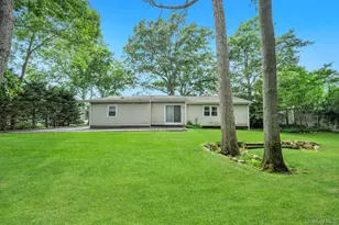 9 Alpine Pl, Lake Grove, NY 11755 - Photo 38