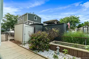 117 Gordon Pl, Freeport, NY 11520 - Photo 26
