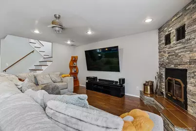 117 Gordon Place, Freeport, NY 11520 - Photo 6