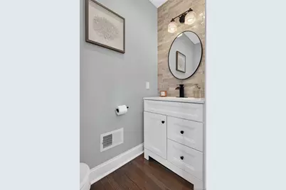 136 Broad Street, Williston Park, NY 11596 - Photo 10