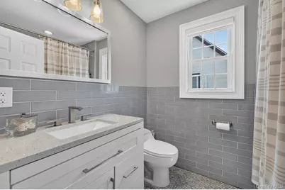 136 Broad Street, Williston Park, NY 11596 - Photo 16