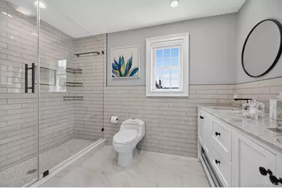 136 Broad Street, Williston Park, NY 11596 - Photo 14