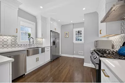 136 Broad Street, Williston Park, NY 11596 - Photo 6