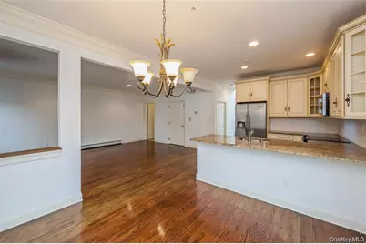 22 Meadow Court, Oakdale, NY 11769 - Photo 12