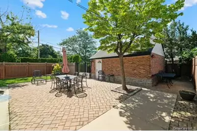169-56 24 Avenue, Whitestone, NY 11357 - Photo 20