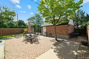 169-56 24th Ave, Whitestone, NY 11357 - Photo 20