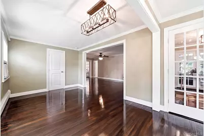 414 Potter Boulevard, Brightwaters, NY 11718 - Photo 12