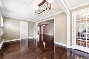 414 Potter Blvd, Brightwaters, NY 11718 - Photo 12