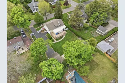 414 Potter Boulevard, Brightwaters, NY 11718 - Photo 6