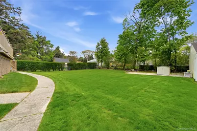 414 Potter Boulevard, Brightwaters, NY 11718 - Photo 44