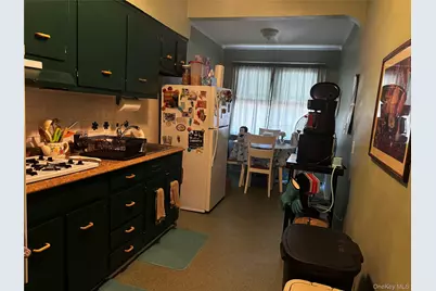 83-32 60th Avenue, Middle Village, NY 11379 - Photo 2
